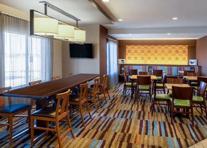 Fairfield Inn & Suites By Marriott Denver Aurora/Medical Center